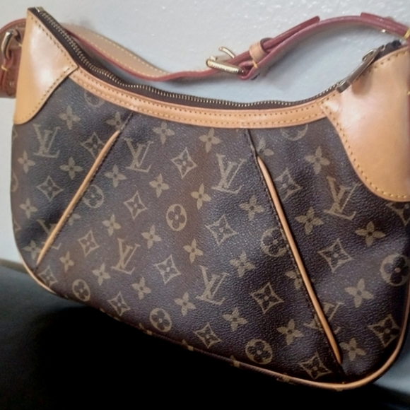 Louis Vuitton Thames PM - Picture 3 of 12